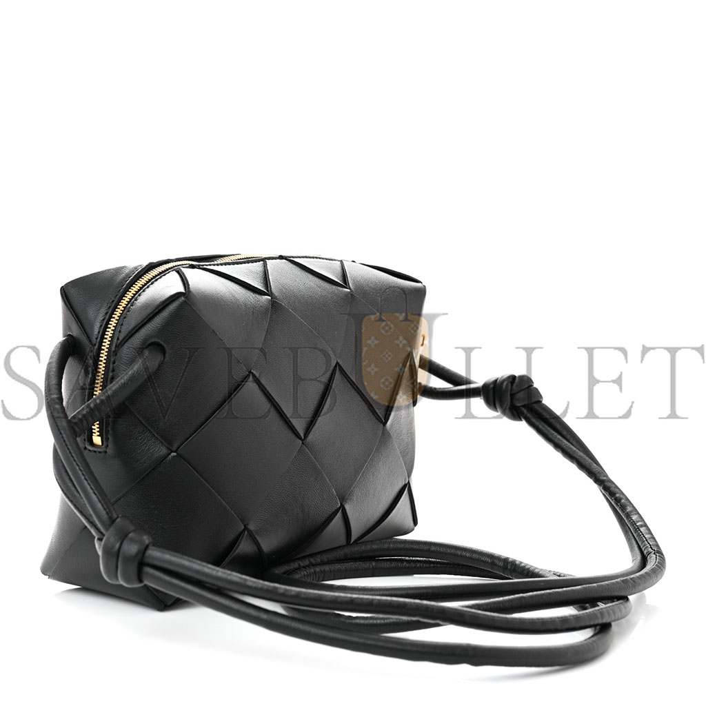 BOTTEGA VENETA LAMBSKIN MAXI INTRECCIATO SMALL CASSETTE CAMERA BAG BLACK (22*15*8cm)